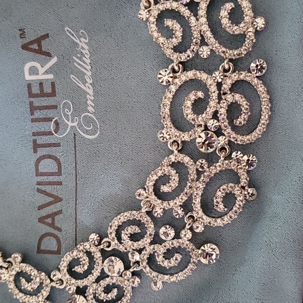 Necklace - Picture 2 of 2